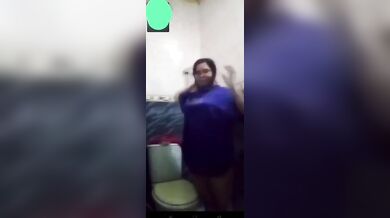 Bengali big boobs bathing girl viral nude video call