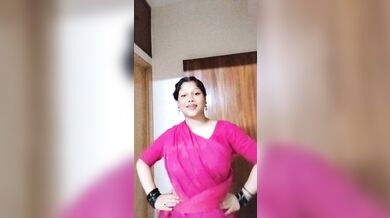 Viral Bangladeshi TikToker fingering pussy viral MMS