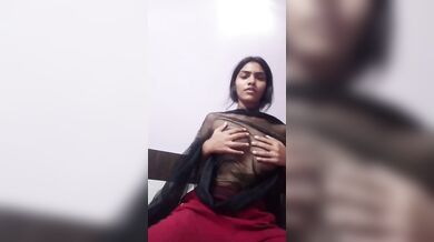 High class Tamil girl moving dupatta and showing boobs