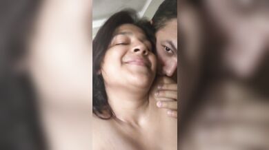Big boobs girl romance and kissing boyfriend