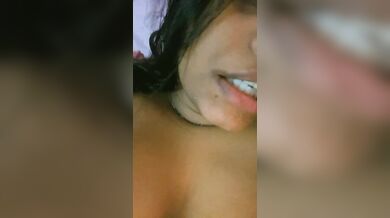 Deep dick sucking of a chubby Bengali girlfriend