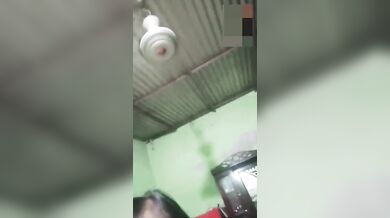 Pakistani Fariya fully naked video call with fingering