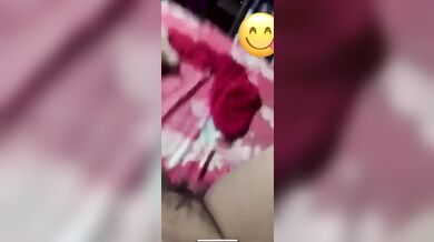 Bengali boudi naughty big boobs showing and massaging