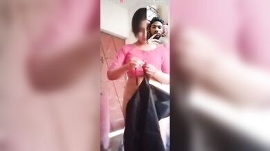 Young Bangladeshi hijab girlfriend boobs show on video call