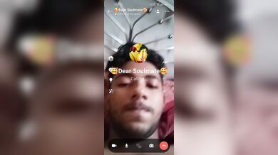 Young Bangladeshi hijab girlfriend boobs show on video call