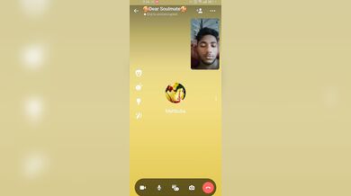 Young Bangladeshi hijab girlfriend boobs show on video call