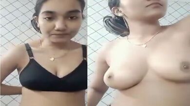 Virgin girl strips bra and panty to go nude viral MMS