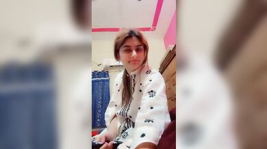 Young desi girl striptease nude video making for boyfriend