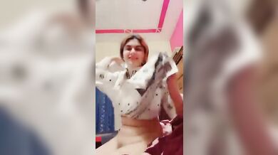 Young desi girl striptease nude video making for boyfriend