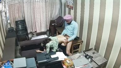 Office staff fucked by Punjabi boss in his cabin