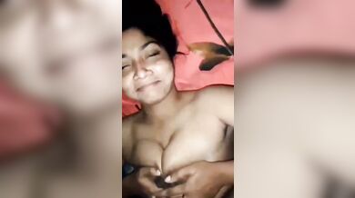 Famous Bengali TikToker girl gives boob job and takes cum