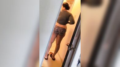 Chubby MILF striptease viral MMS before taking a bath