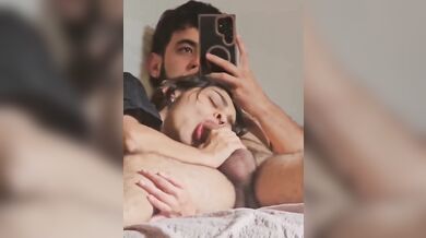 Indian viral girlfriend sucking boyfriend dick and fingering