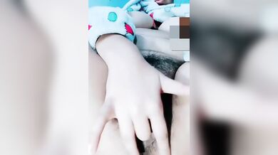 Chubby girl hairy pussy fingering on a live call recorded