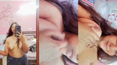 Girlfriend playing with boobs selfie video shared with lover
