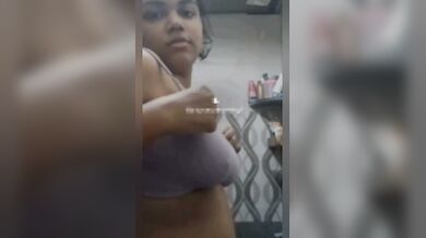 Mallu girl nipples poking in bra and nude viral video making