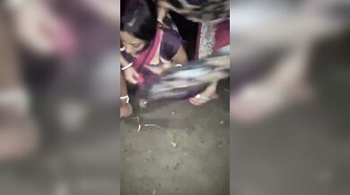 Bengali boudi fucking affair with tenant gets caught