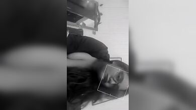 Plump boobs showing Indian girl topless viral video MMS