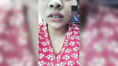Innocent girl showing boobs and pussy on video call