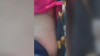Shy village bhabhi pussy and boobs shown on video call