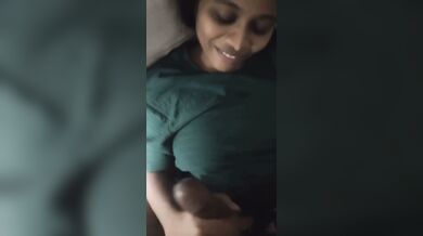 Tamil girl gives handjob while nipple pressing by boyfriend
