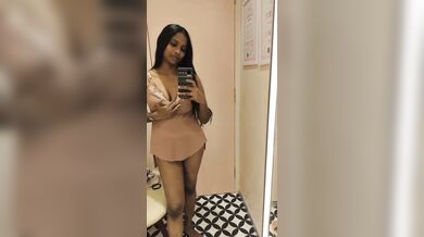 Tamil girl gives handjob while nipple pressing by boyfriend