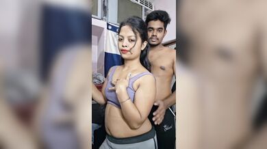 Real Desi Girlfriend Purple Shirt Bedroom Session – Long Amateur XXX Video