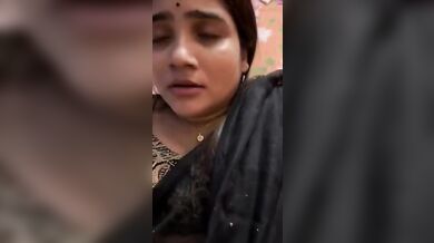 Amateur Indian Cute Bhabhi Enjoys Intimate Missionary Sex on Bed – Indian Hot Sexy Bhabhi MMS